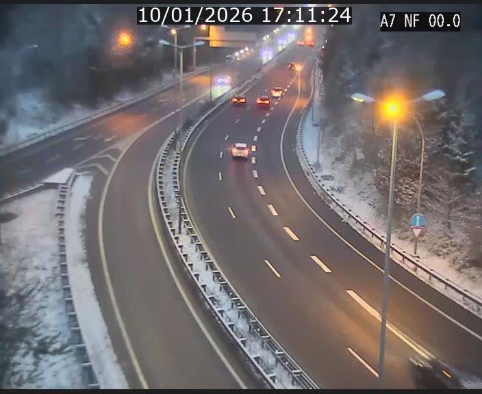 <h2>Caméra autoroute Luxembourg A7 - Echangeur A1/A7 Grünewald direction Tunnel Stafelter</h2>