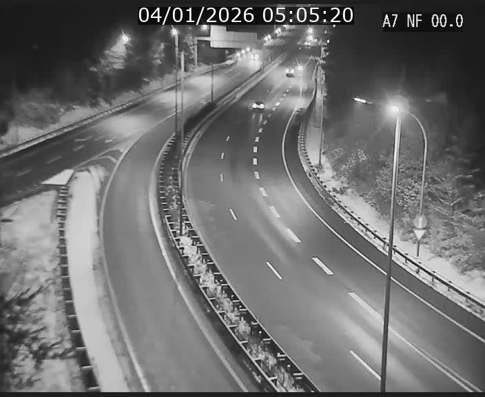 <h2>Caméra autoroute Luxembourg A7 - Echangeur A1/A7 Grünewald direction Tunnel Stafelter</h2>