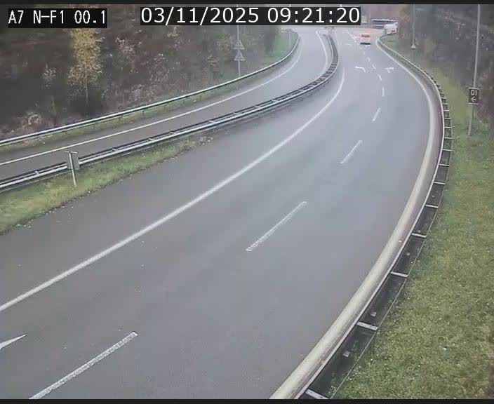 <h2>Webcam autoroute Luxembourg A7 située dans la sortie 1 Waldhof, vers la N11, avant le Tunnel Stafelter</h2>