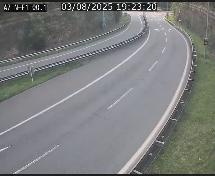 <h2>Webcam autoroute Luxembourg A7 située dans la sortie 1 Waldhof, vers la N11, avant le Tunnel Stafelter</h2>