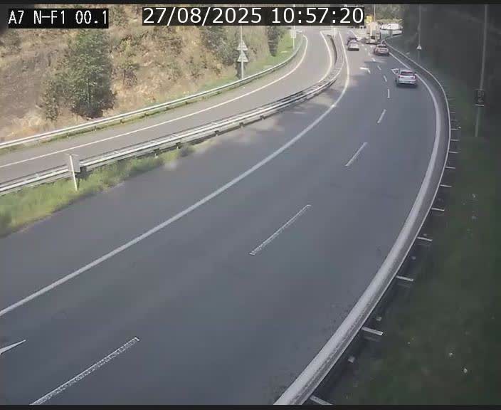 <h2>Webcam autoroute Luxembourg A7 située dans la sortie 1 Waldhof, vers la N11, avant le Tunnel Stafelter</h2>