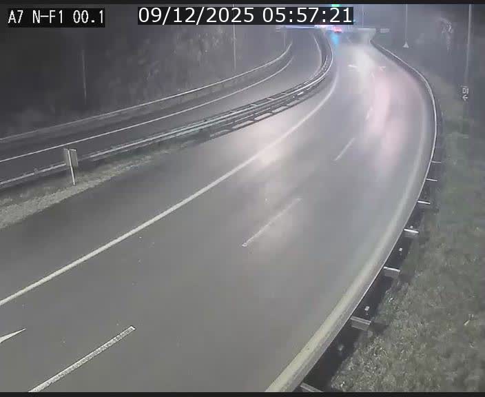 Webcam autoroute Luxembourg A7 située dans la sortie 1 Waldhof, vers la N11, avant le Tunnel Stafelter