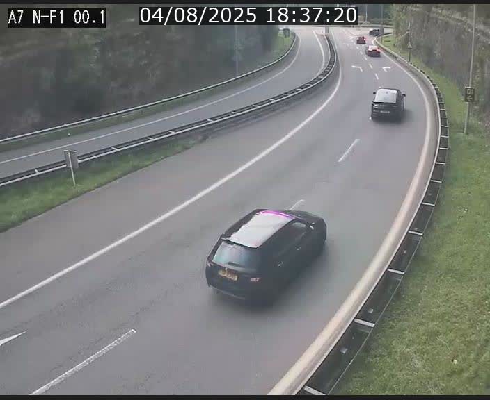Webcam autoroute Luxembourg A7 située dans la sortie 1 Waldhof, vers la N11, avant le Tunnel Stafelter