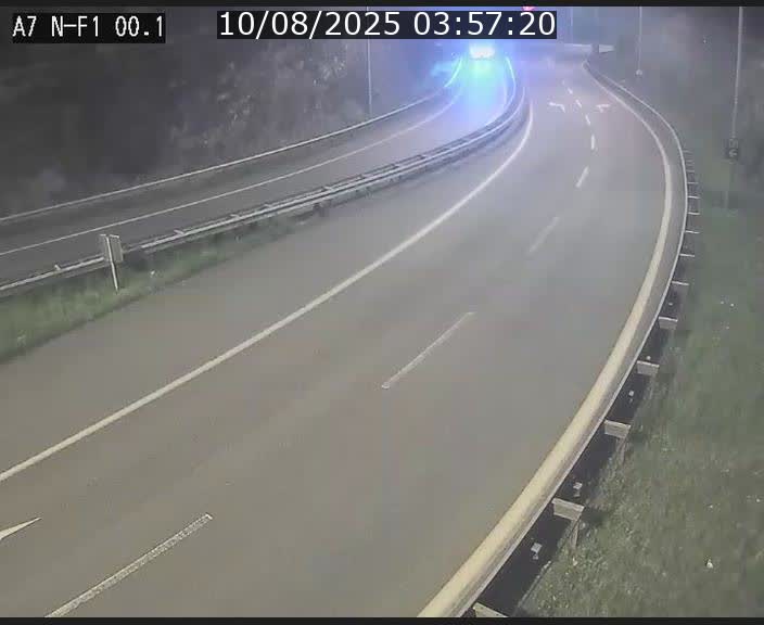 <h2>Webcam autoroute Luxembourg A7 située dans la sortie 1 Waldhof, vers la N11, avant le Tunnel Stafelter</h2>