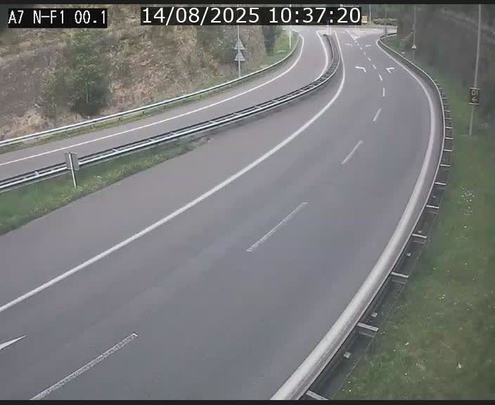 <h2>Webcam autoroute Luxembourg A7 située dans la sortie 1 Waldhof, vers la N11, avant le Tunnel Stafelter</h2>