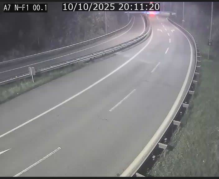 <h2>Webcam autoroute Luxembourg A7 située dans la sortie 1 Waldhof, vers la N11, avant le Tunnel Stafelter</h2>