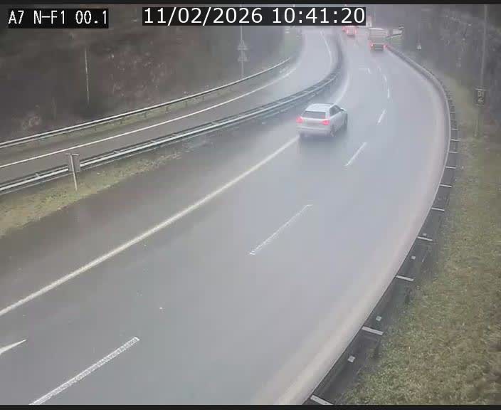 <h2>Webcam autoroute Luxembourg A7 située dans la sortie 1 Waldhof, vers la N11, avant le Tunnel Stafelter</h2>