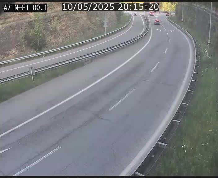 <h2>Webcam autoroute Luxembourg A7 située dans la sortie 1 Waldhof, vers la N11, avant le Tunnel Stafelter</h2>