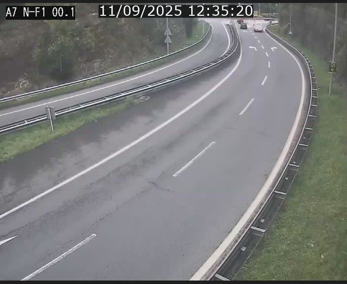 <h2>Webcam autoroute Luxembourg A7 située dans la sortie 1 Waldhof, vers la N11, avant le Tunnel Stafelter</h2>