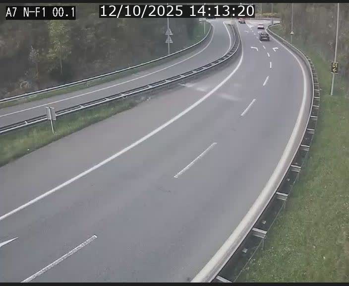 <h2>Webcam autoroute Luxembourg A7 située dans la sortie 1 Waldhof, vers la N11, avant le Tunnel Stafelter</h2>