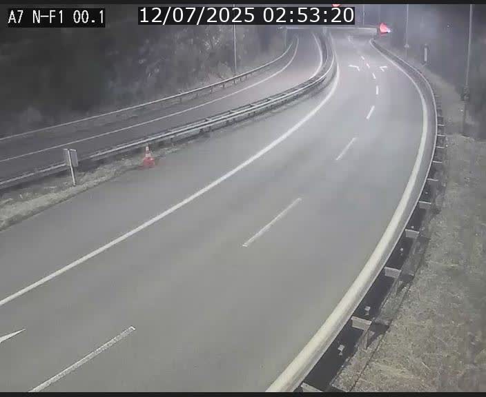Webcam autoroute Luxembourg A7 située dans la sortie 1 Waldhof, vers la N11, avant le Tunnel Stafelter