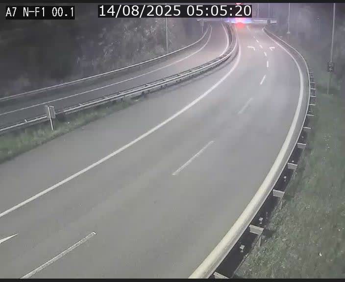 <h2>Webcam autoroute Luxembourg A7 située dans la sortie 1 Waldhof, vers la N11, avant le Tunnel Stafelter</h2>