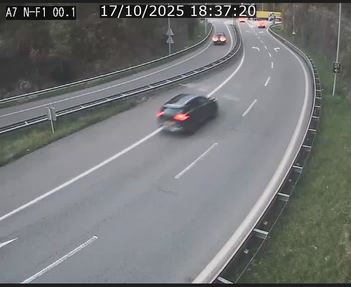 <h2>Webcam autoroute Luxembourg A7 située dans la sortie 1 Waldhof, vers la N11, avant le Tunnel Stafelter</h2>
