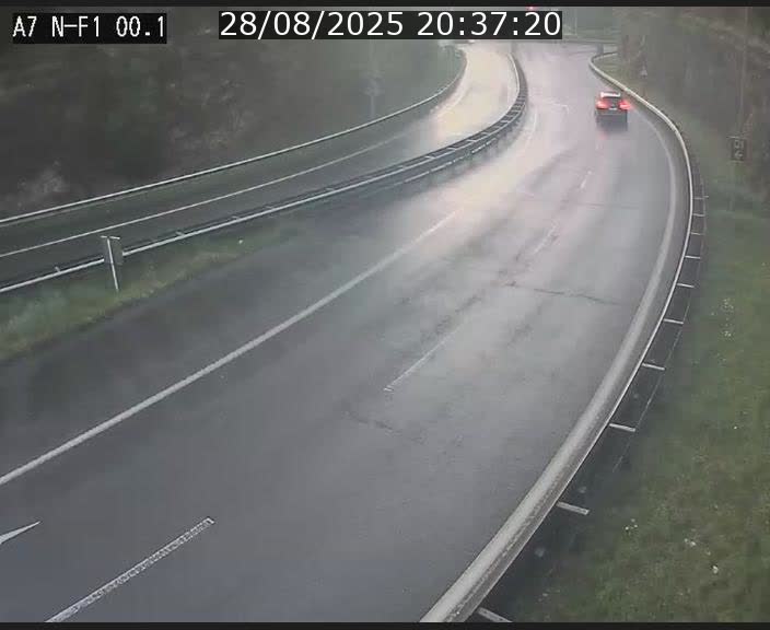 <h2>Webcam autoroute Luxembourg A7 située dans la sortie 1 Waldhof, vers la N11, avant le Tunnel Stafelter</h2>