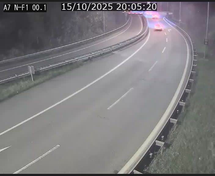 <h2>Webcam autoroute Luxembourg A7 située dans la sortie 1 Waldhof, vers la N11, avant le Tunnel Stafelter</h2>
