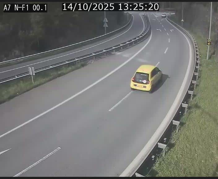 <h2>Webcam autoroute Luxembourg A7 située dans la sortie 1 Waldhof, vers la N11, avant le Tunnel Stafelter</h2>