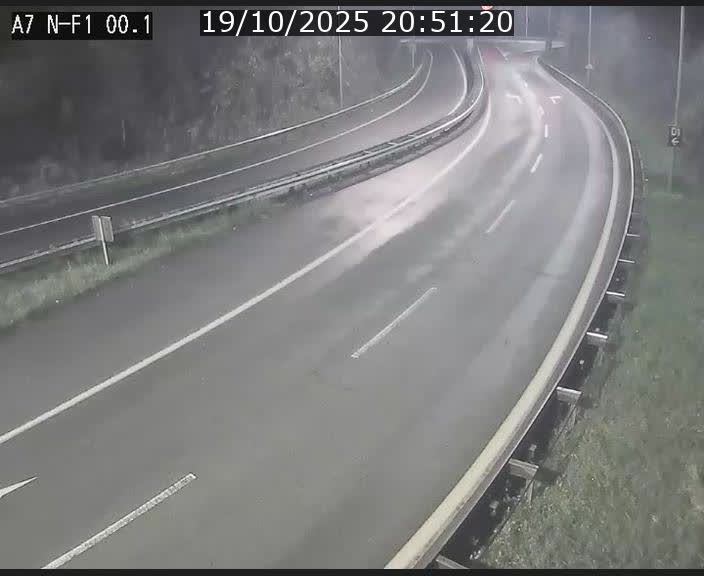 <h2>Webcam autoroute Luxembourg A7 située dans la sortie 1 Waldhof, vers la N11, avant le Tunnel Stafelter</h2>