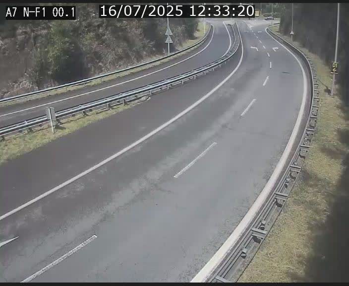 Webcam autoroute Luxembourg A7 située dans la sortie 1 Waldhof, vers la N11, avant le Tunnel Stafelter