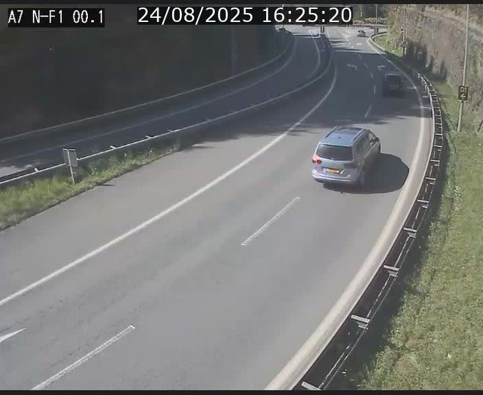 <h2>Webcam autoroute Luxembourg A7 située dans la sortie 1 Waldhof, vers la N11, avant le Tunnel Stafelter</h2>