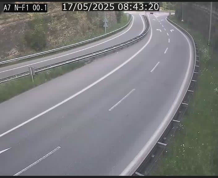 <h2>Webcam autoroute Luxembourg A7 située dans la sortie 1 Waldhof, vers la N11, avant le Tunnel Stafelter</h2>