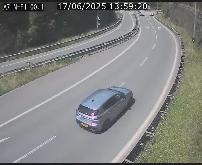 <h2>Webcam autoroute Luxembourg A7 située dans la sortie 1 Waldhof, vers la N11, avant le Tunnel Stafelter</h2>
