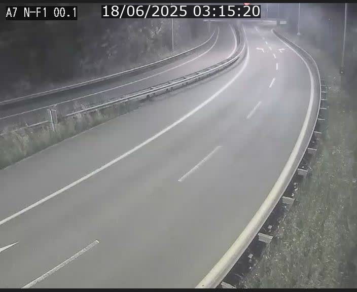 <h2>Webcam autoroute Luxembourg A7 située dans la sortie 1 Waldhof, vers la N11, avant le Tunnel Stafelter</h2>