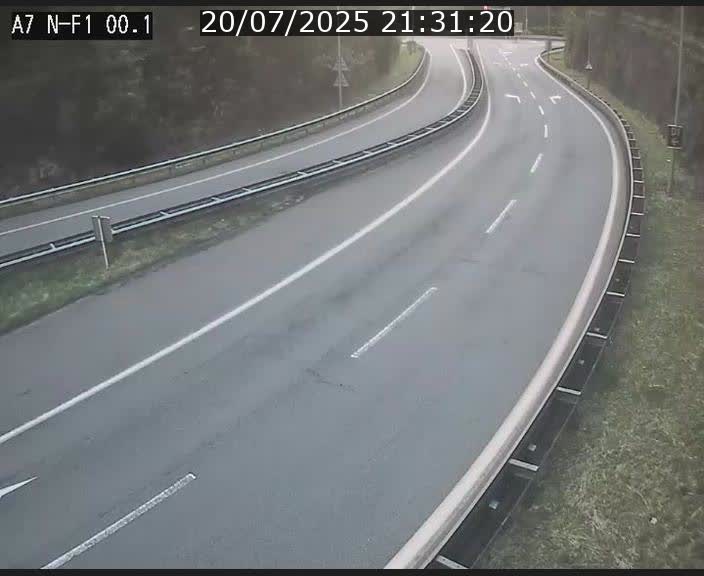 <h2>Webcam autoroute Luxembourg A7 située dans la sortie 1 Waldhof, vers la N11, avant le Tunnel Stafelter</h2>