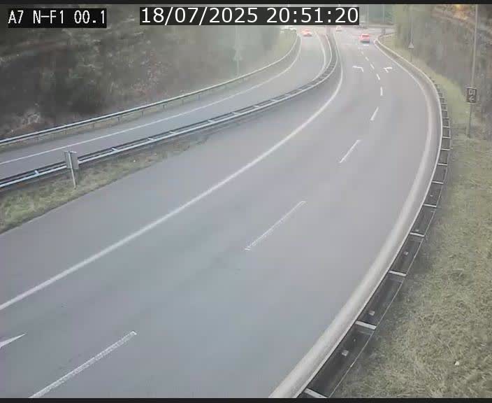 <h2>Webcam autoroute Luxembourg A7 située dans la sortie 1 Waldhof, vers la N11, avant le Tunnel Stafelter</h2>