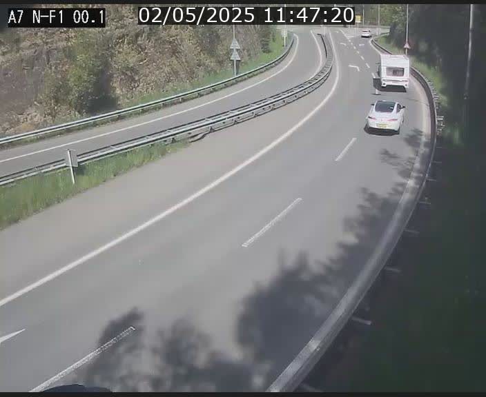 Webcam autoroute Luxembourg A7 située dans la sortie 1 Waldhof, vers la N11, avant le Tunnel Stafelter