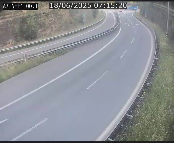 Webcam autoroute Luxembourg A7 située dans la sortie 1 Waldhof, vers la N11, avant le Tunnel Stafelter