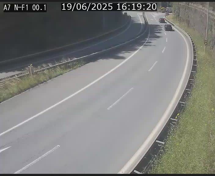 Webcam autoroute Luxembourg A7 située dans la sortie 1 Waldhof, vers la N11, avant le Tunnel Stafelter
