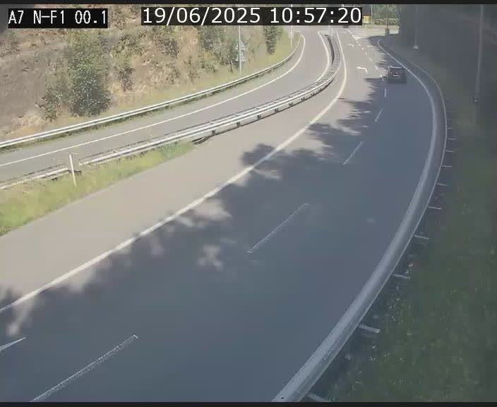 Webcam autoroute Luxembourg A7 située dans la sortie 1 Waldhof, vers la N11, avant le Tunnel Stafelter
