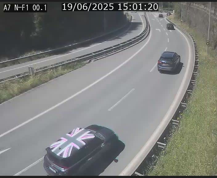 Webcam autoroute Luxembourg A7 située dans la sortie 1 Waldhof, vers la N11, avant le Tunnel Stafelter