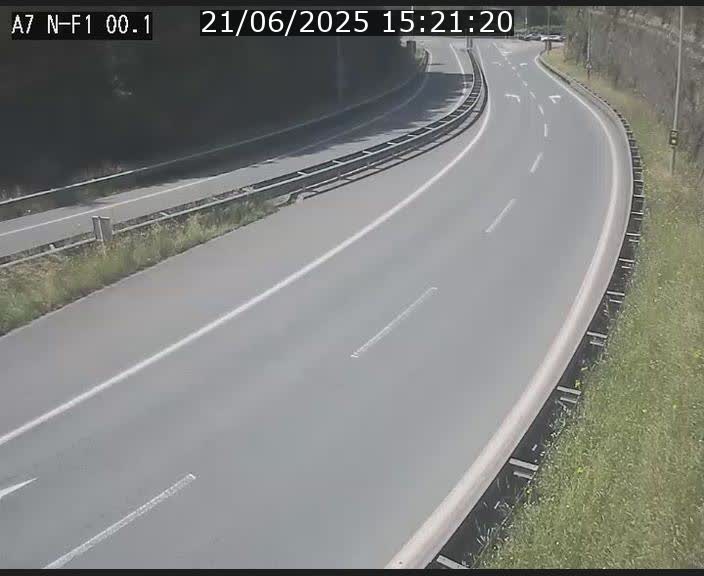 Webcam autoroute Luxembourg A7 située dans la sortie 1 Waldhof, vers la N11, avant le Tunnel Stafelter