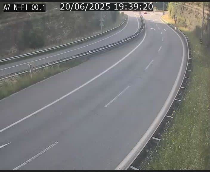 Webcam autoroute Luxembourg A7 située dans la sortie 1 Waldhof, vers la N11, avant le Tunnel Stafelter