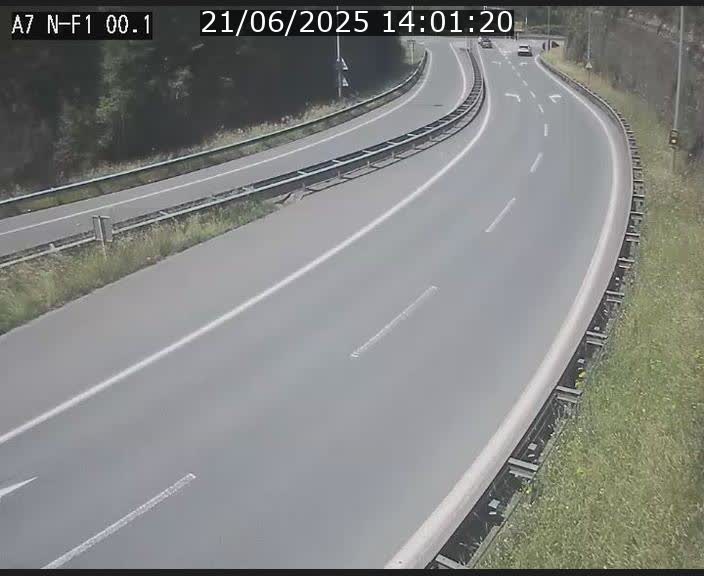 Webcam autoroute Luxembourg A7 située dans la sortie 1 Waldhof, vers la N11, avant le Tunnel Stafelter