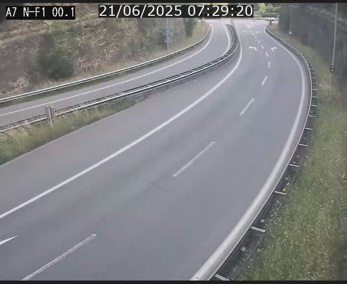 Webcam autoroute Luxembourg A7 située dans la sortie 1 Waldhof, vers la N11, avant le Tunnel Stafelter