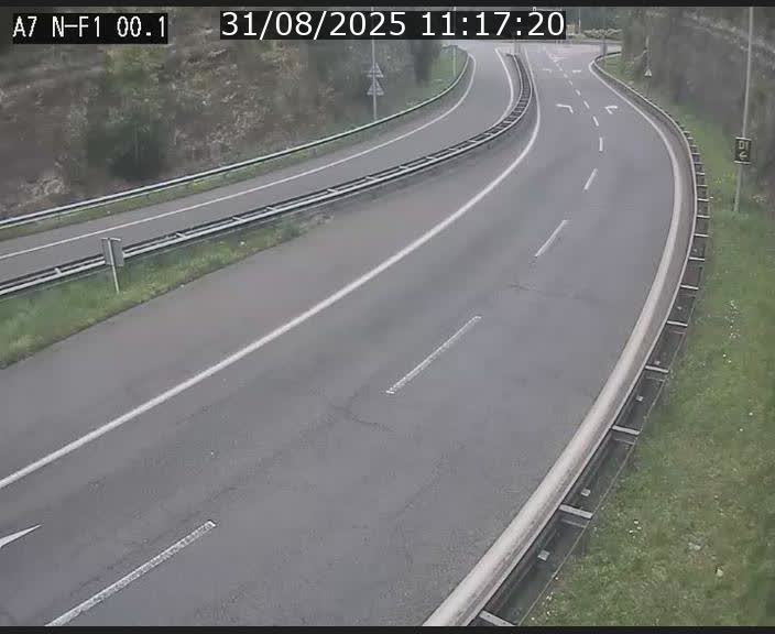 Webcam autoroute Luxembourg A7 située dans la sortie 1 Waldhof, vers la N11, avant le Tunnel Stafelter