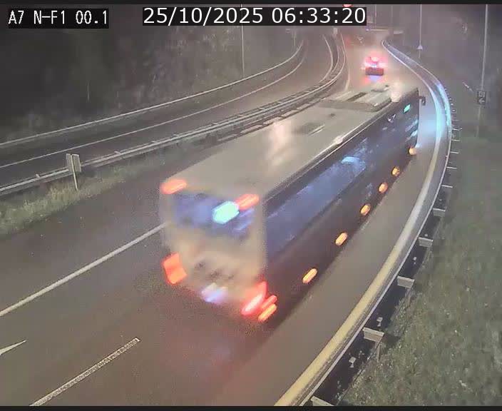 Webcam autoroute Luxembourg A7 située dans la sortie 1 Waldhof, vers la N11, avant le Tunnel Stafelter