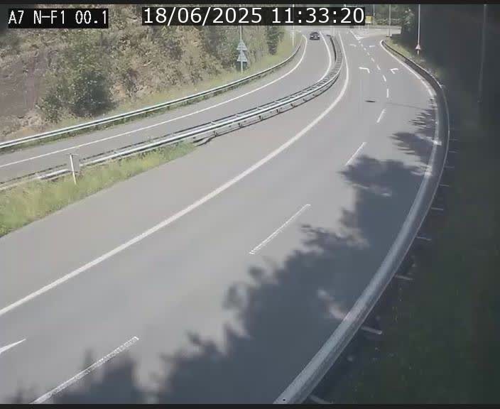 <h2>Webcam autoroute Luxembourg A7 située dans la sortie 1 Waldhof, vers la N11, avant le Tunnel Stafelter</h2>