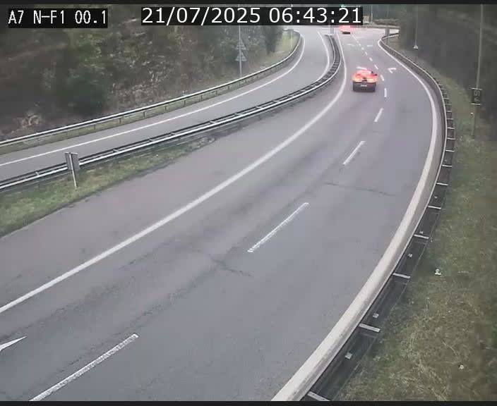 <h2>Webcam autoroute Luxembourg A7 située dans la sortie 1 Waldhof, vers la N11, avant le Tunnel Stafelter</h2>