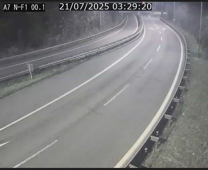 <h2>Webcam autoroute Luxembourg A7 située dans la sortie 1 Waldhof, vers la N11, avant le Tunnel Stafelter</h2>
