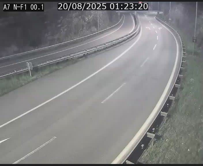 <h2>Webcam autoroute Luxembourg A7 située dans la sortie 1 Waldhof, vers la N11, avant le Tunnel Stafelter</h2>
