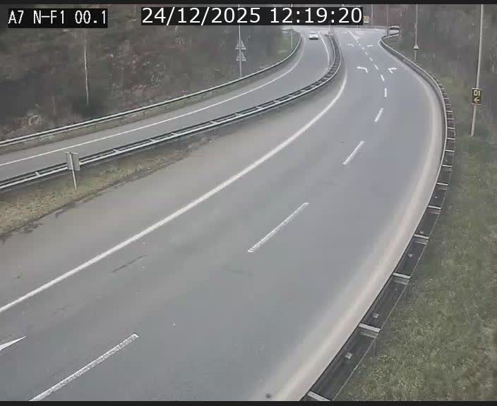 <h2>Webcam autoroute Luxembourg A7 située dans la sortie 1 Waldhof, vers la N11, avant le Tunnel Stafelter</h2>