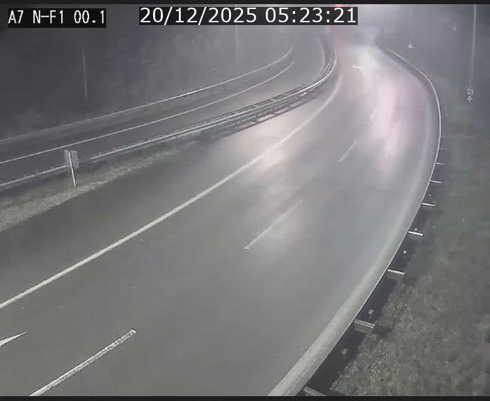 <h2>Webcam autoroute Luxembourg A7 située dans la sortie 1 Waldhof, vers la N11, avant le Tunnel Stafelter</h2>