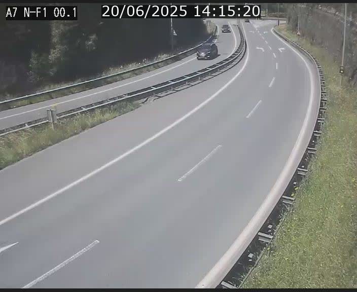 <h2>Webcam autoroute Luxembourg A7 située dans la sortie 1 Waldhof, vers la N11, avant le Tunnel Stafelter</h2>