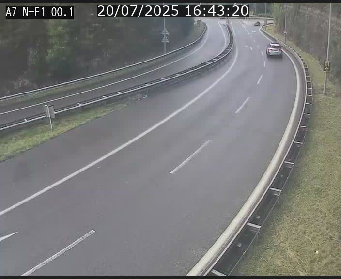 <h2>Webcam autoroute Luxembourg A7 située dans la sortie 1 Waldhof, vers la N11, avant le Tunnel Stafelter</h2>