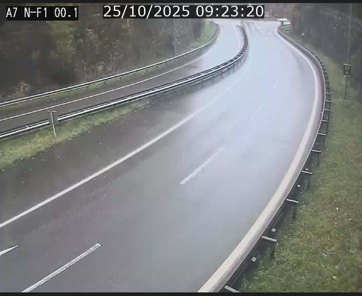 <h2>Webcam autoroute Luxembourg A7 située dans la sortie 1 Waldhof, vers la N11, avant le Tunnel Stafelter</h2>
