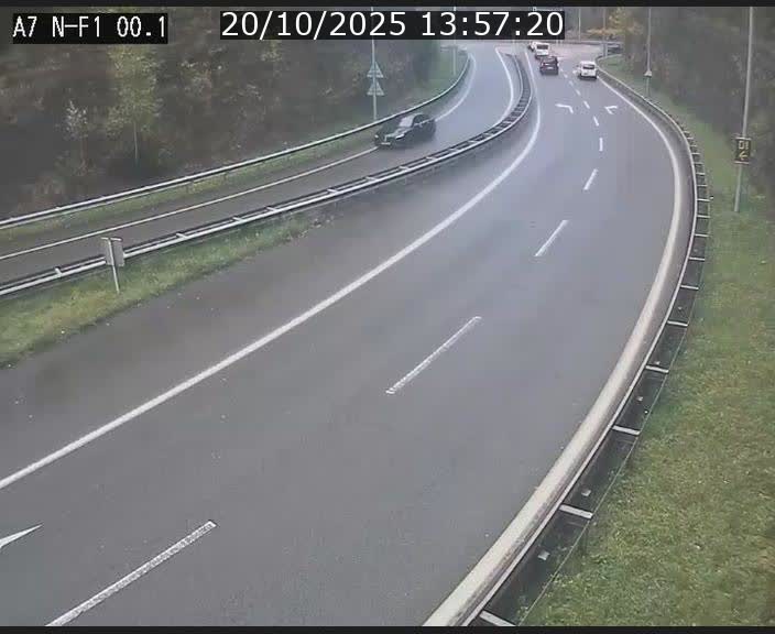 <h2>Webcam autoroute Luxembourg A7 située dans la sortie 1 Waldhof, vers la N11, avant le Tunnel Stafelter</h2>