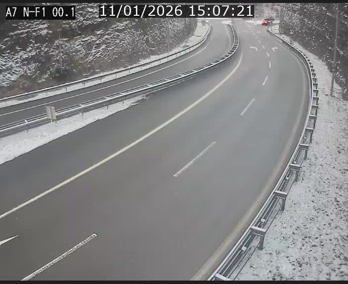 <h2>Webcam autoroute Luxembourg A7 située dans la sortie 1 Waldhof, vers la N11, avant le Tunnel Stafelter</h2>